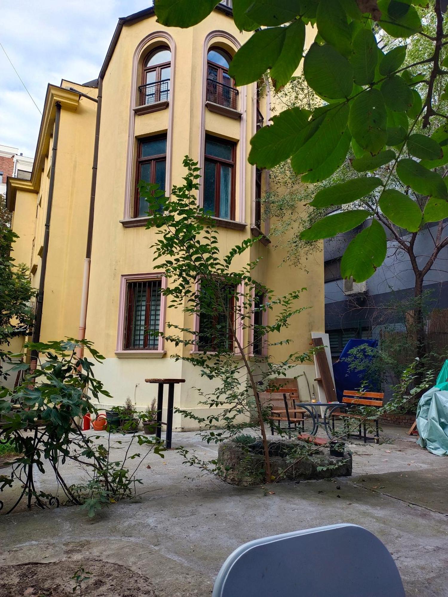 Panda Victor Space Capsule Hostel-Neo Nomad Belgrade Exterior photo
